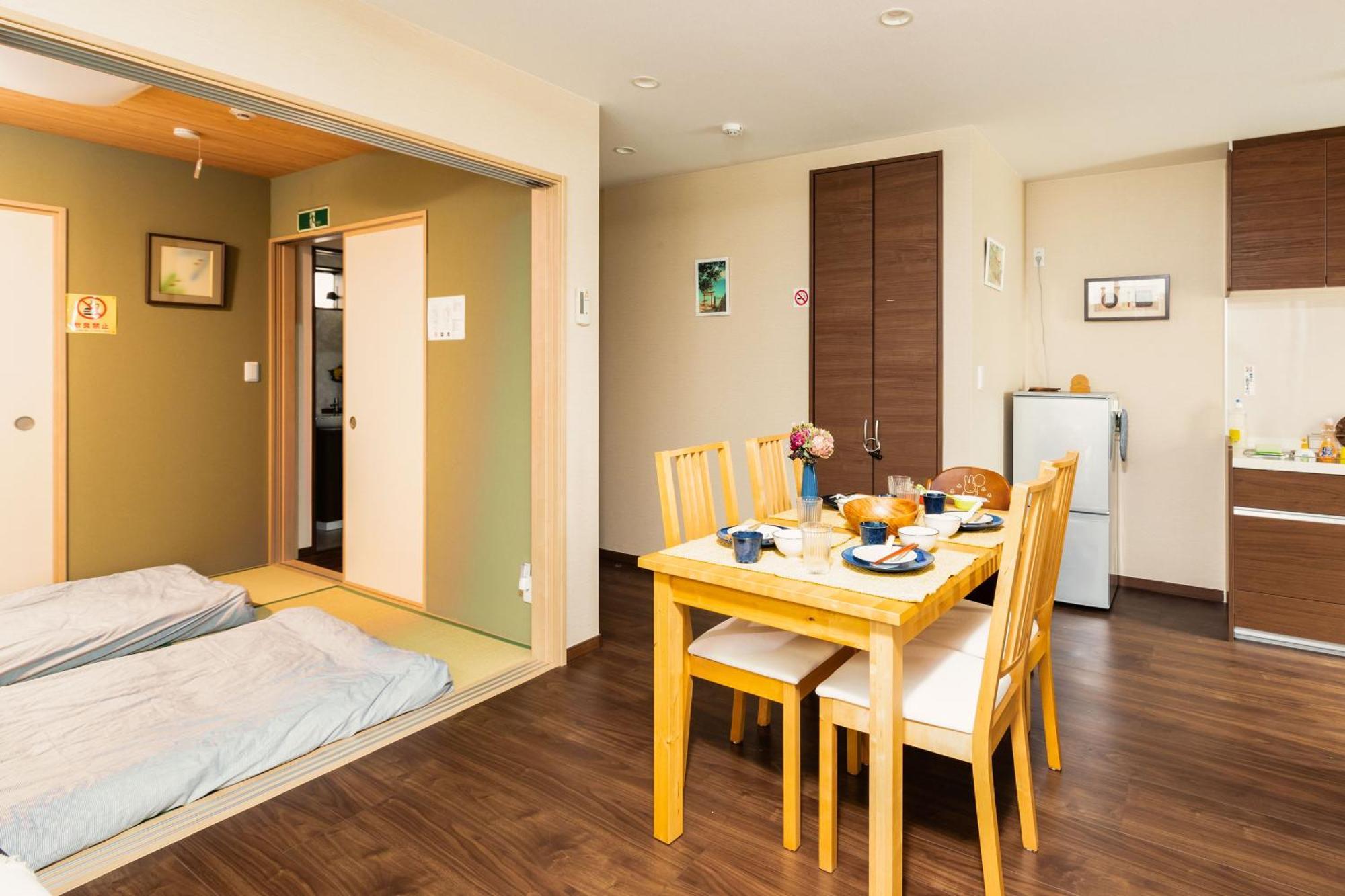 小田別荘 難波 Oda Villa Namba Осака Екстериор снимка